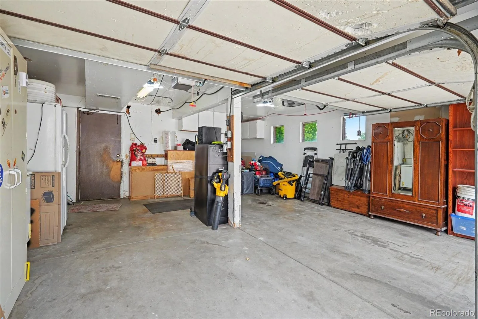 8143 S Otis Court Littleton CO 80128 | MLS #REC5515930 07022026234218 1600 33