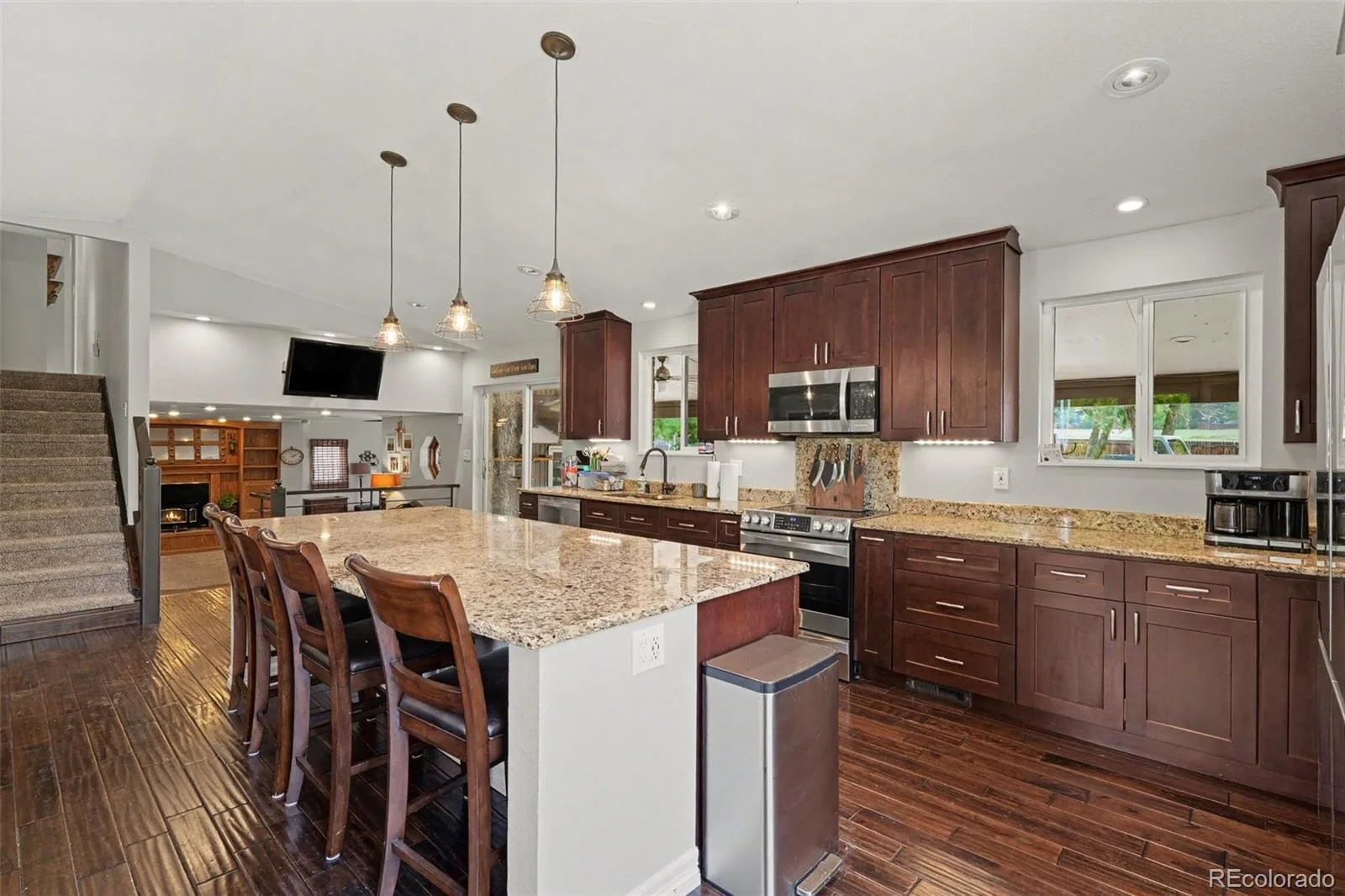 8143 S Otis Court Littleton CO 80128 | MLS #REC5515930 07022026234218 1600 7