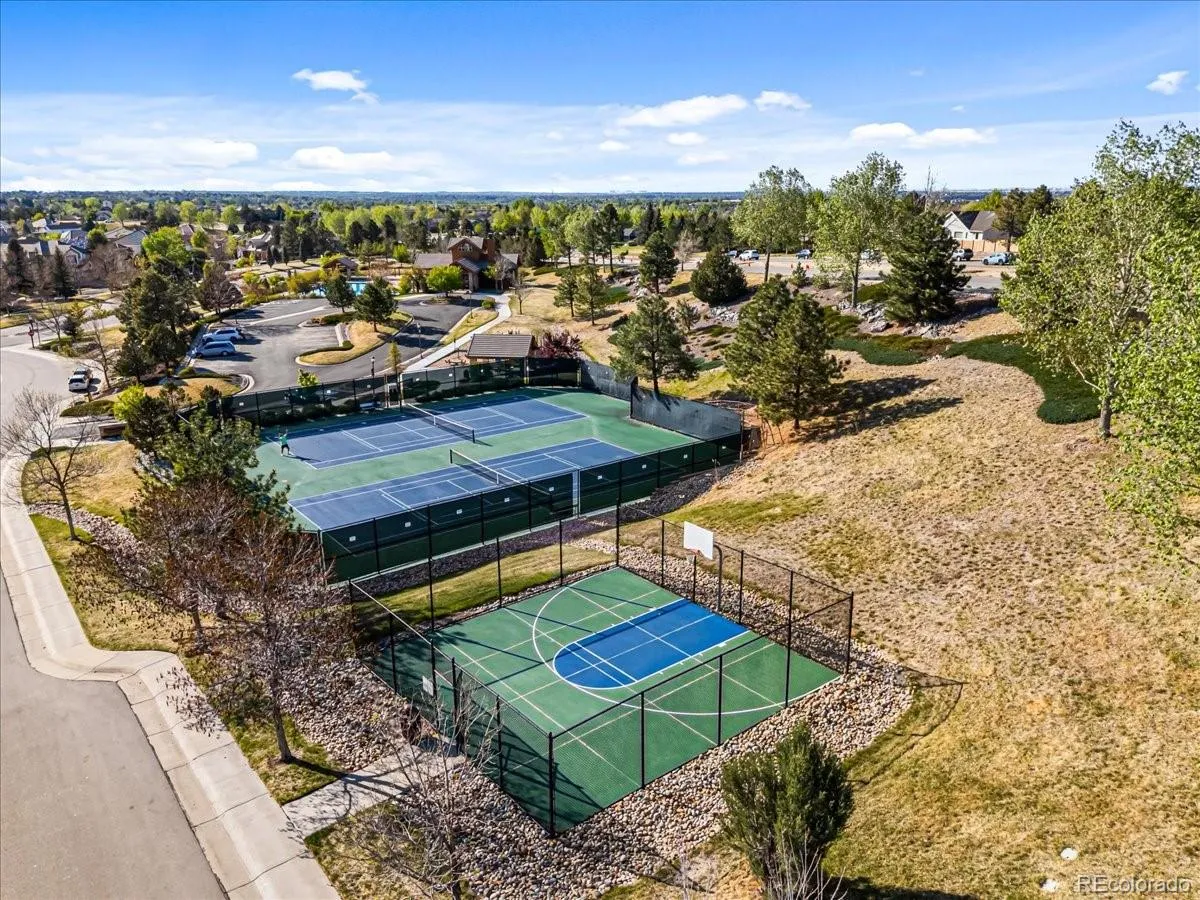 22045 E Hoover Drive Aurora CO 80016 MLS #REC5516011 05182026194855 1200 41