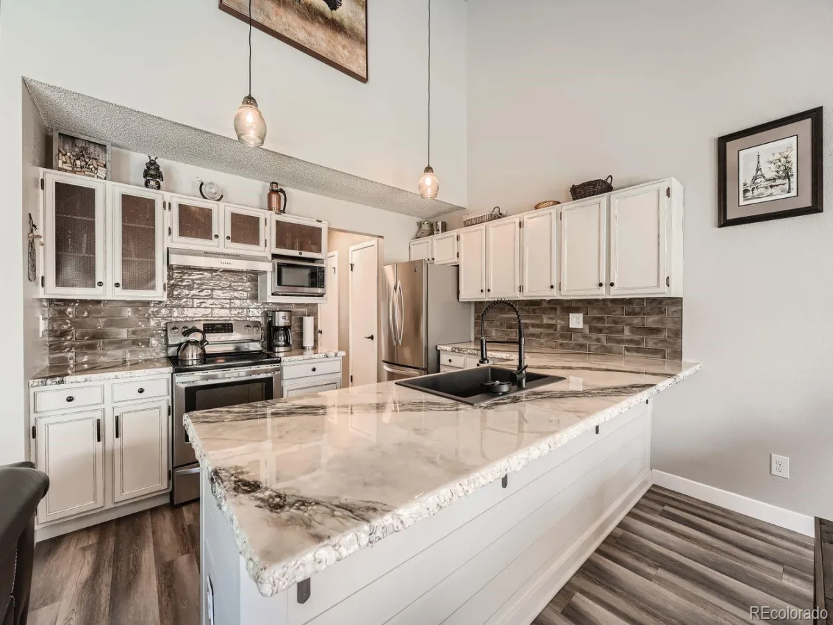5954 S Netherland Circle Centennial CO 80015 | MLS #REC5516401 07142026194637 1200 2