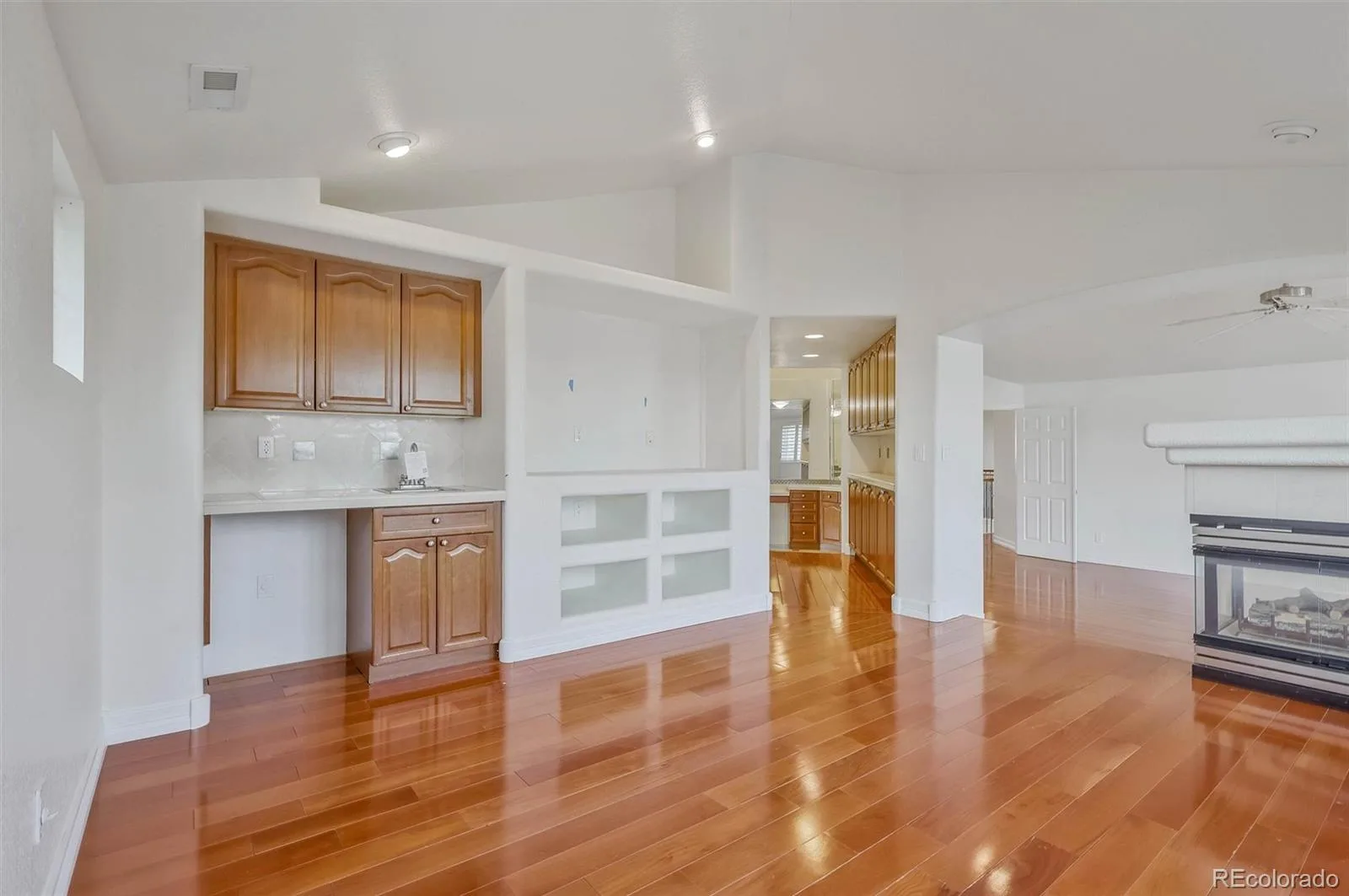 7018 S Netherland Way Aurora CO 80016 | MLS #REC5516592 08132026215918 1600 14