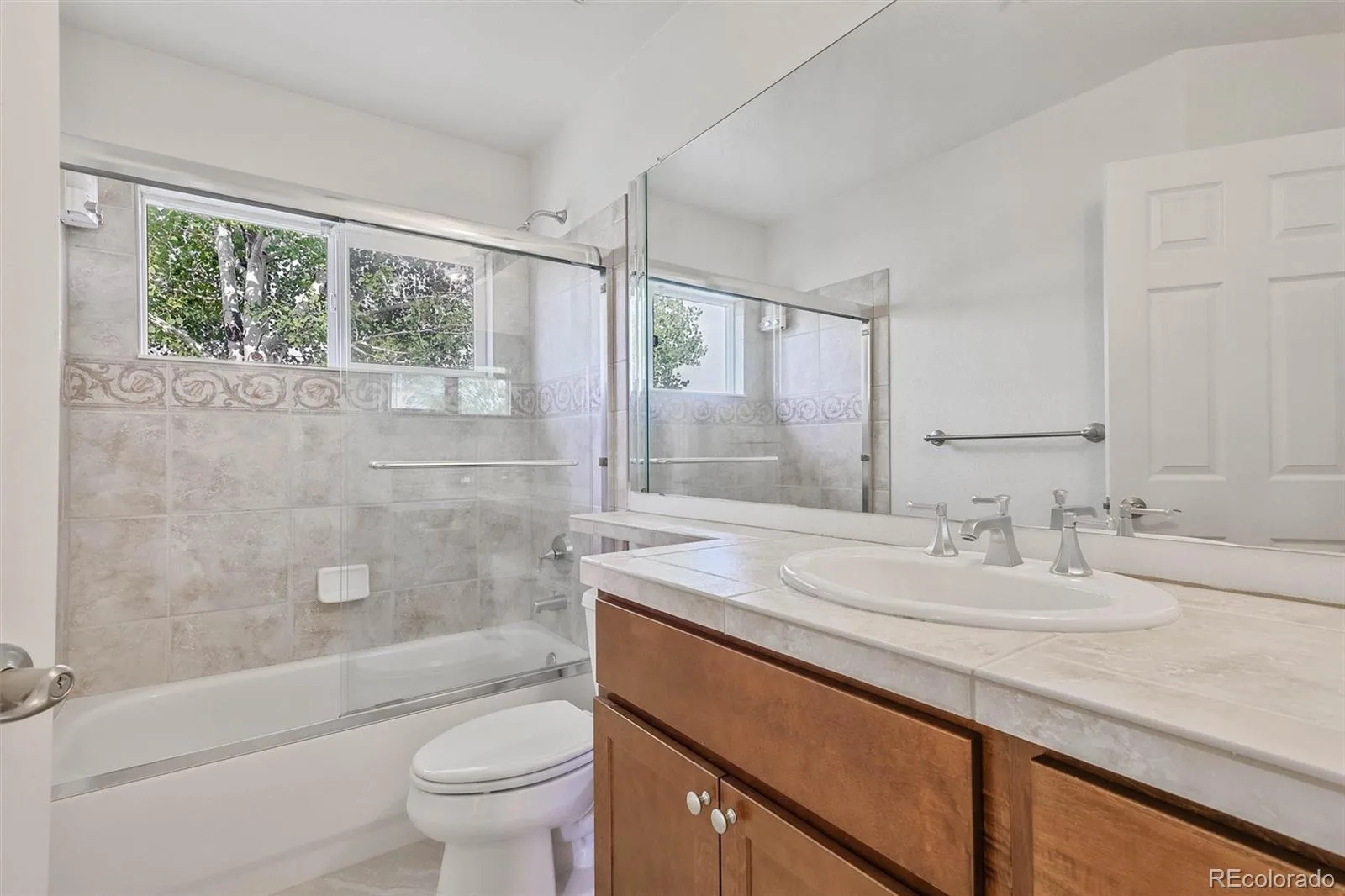 7018 S Netherland Way Aurora CO 80016 | MLS #REC5516592 08132026215918 1600 17