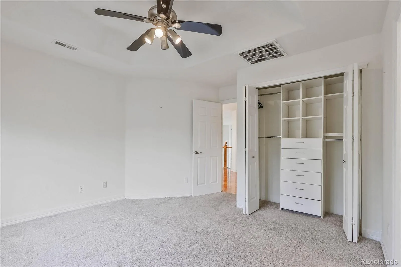 7018 S Netherland Way Aurora CO 80016 | MLS #REC5516592 08132026215918 1600 19