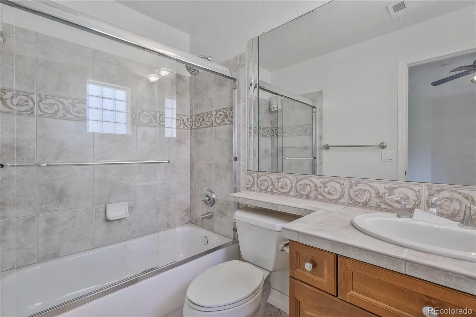 7018 S Netherland Way Aurora CO 80016 | MLS #REC5516592 08132026215918 1600 20