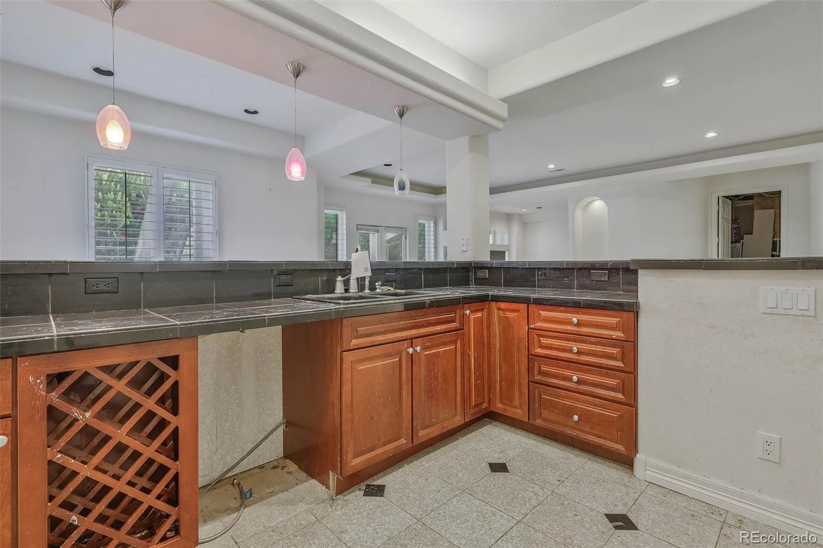 7018 S Netherland Way Aurora CO 80016 | MLS #REC5516592 08132026215918 1600 31