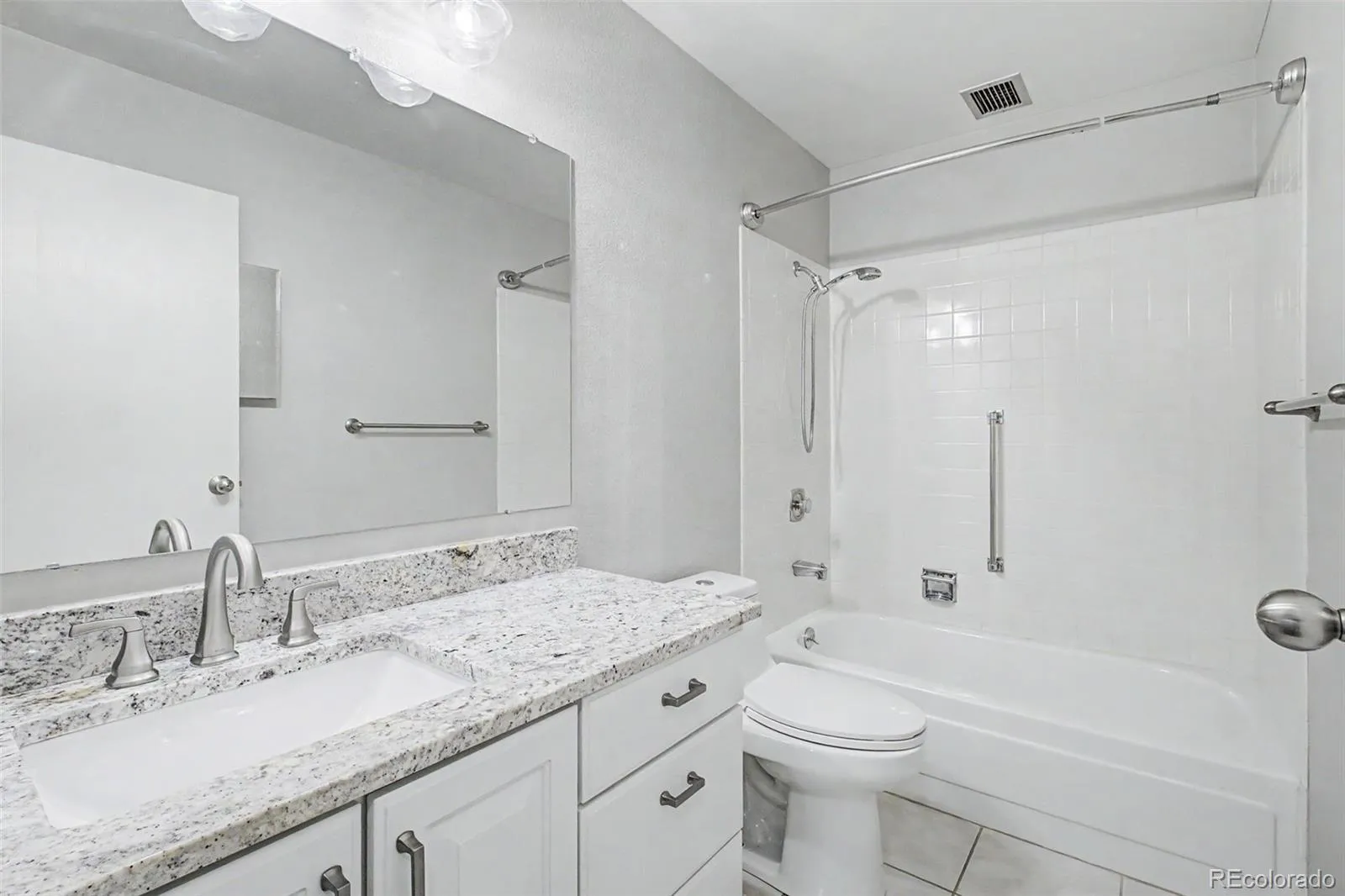 3164 S Wheeling Way #408 #211 Aurora CO 80014 MLS #REC5517427 04052026220811 1600 24