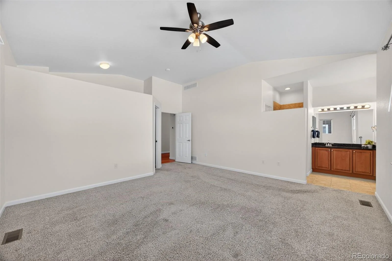 4405 Millwagon Trail Castle Rock CO 80109 | MLS #REC5518305 07092026023808 1600 9