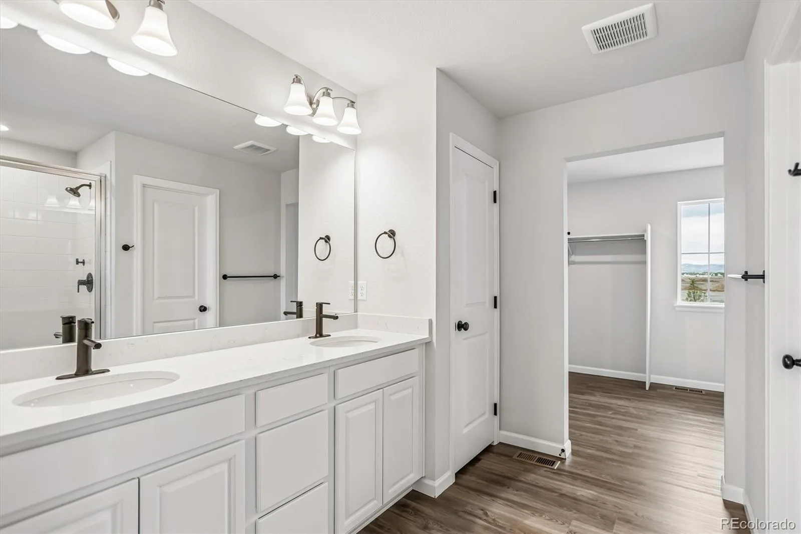 14680 Harvest Drive Longmont CO 80504 | MLS #REC5518422 06102026184057 1600 36