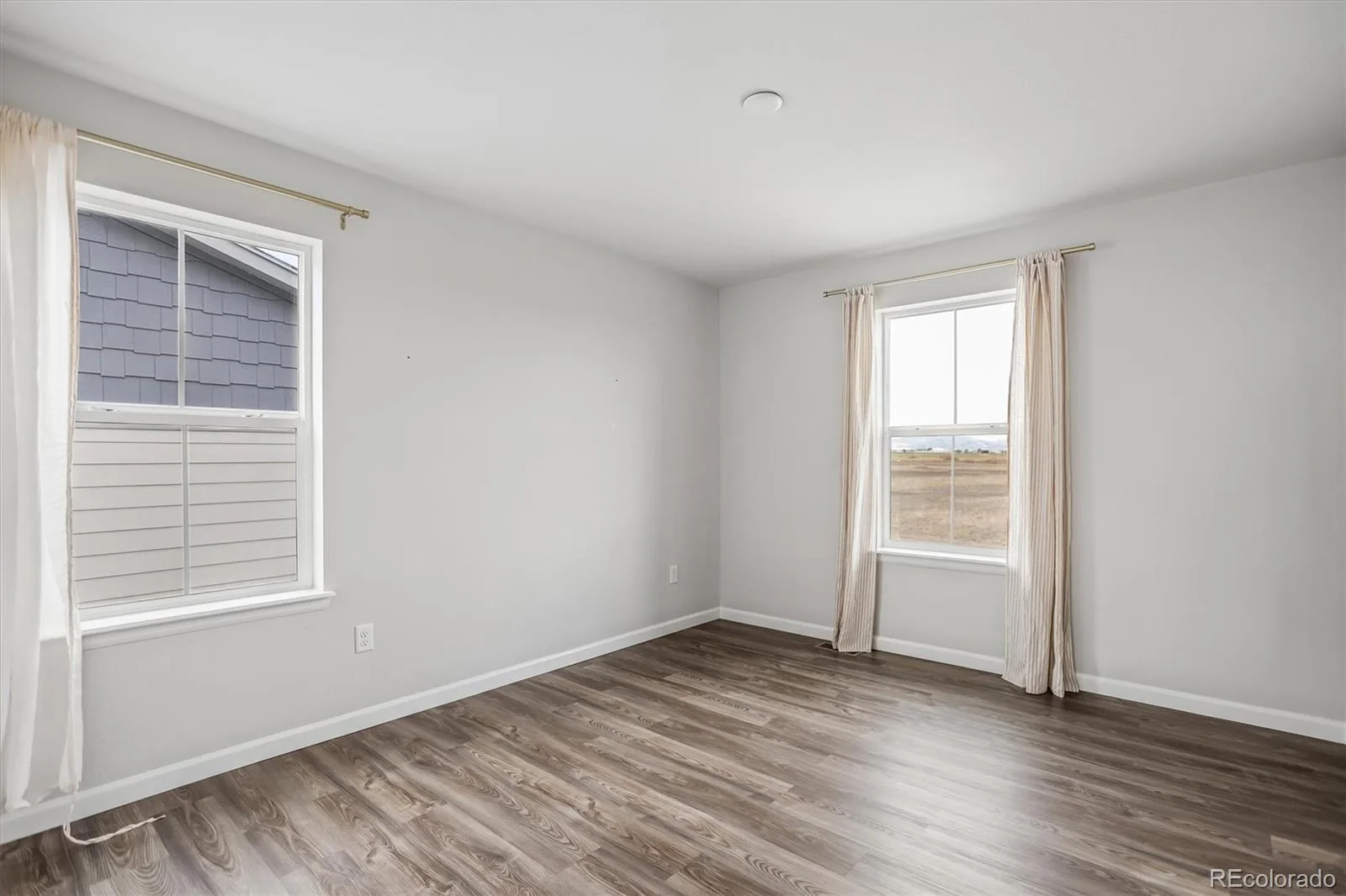 14680 Harvest Drive Longmont CO 80504 | MLS #REC5518422 06102026184057 1600 42