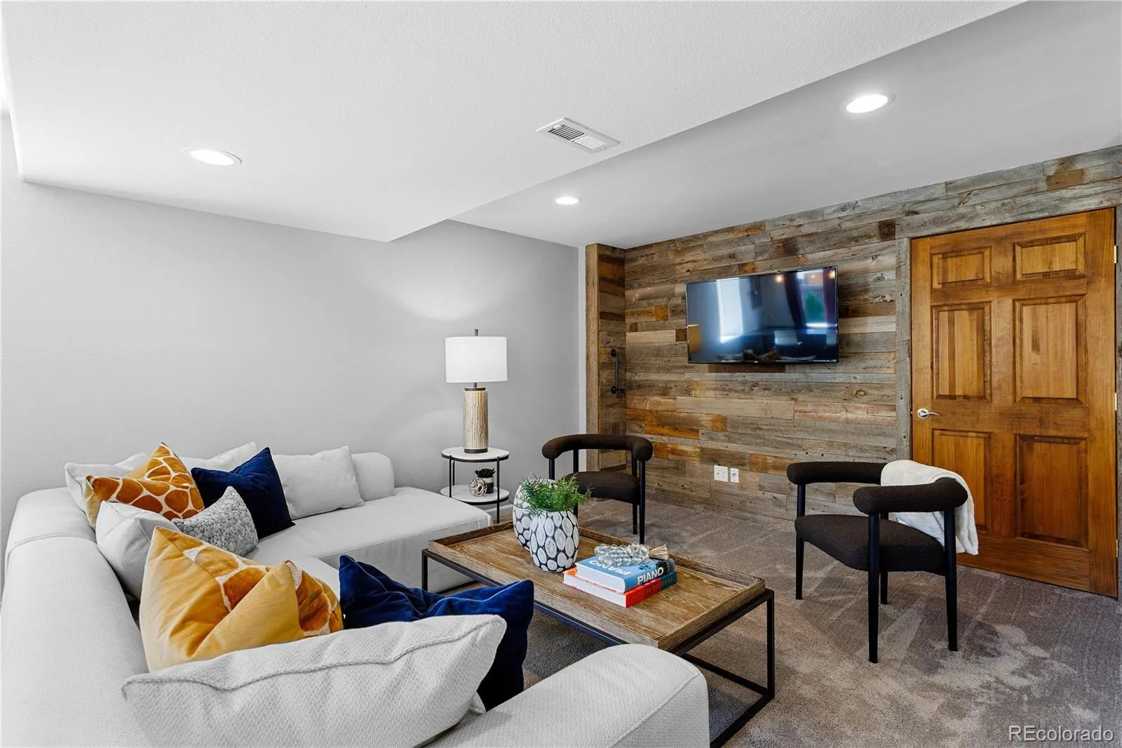 9588 High Cliffe Street Highlands Ranch CO 80129 | MLS #REC5519568 08282026214324 1600 25