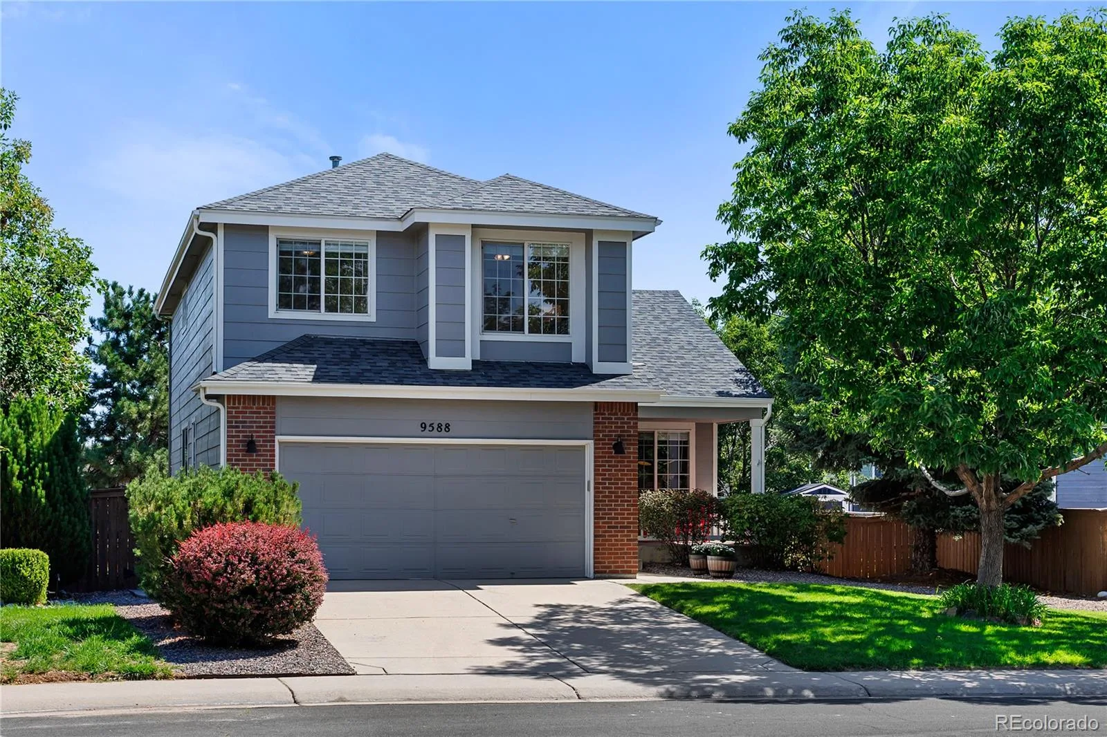 9588 High Cliffe Street Highlands Ranch CO 80129 | MLS #REC5519568 08282026214324 1600 36