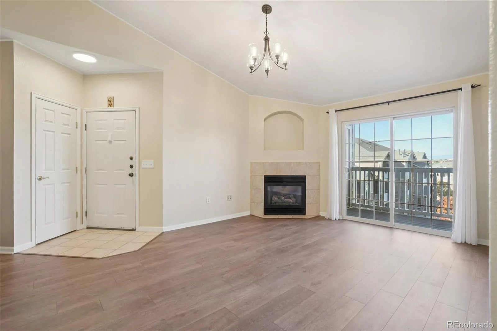 7440 S Blackhawk Street #4-305 Englewood CO 80112 MLS #REC5520263 05112026230817 1600 3