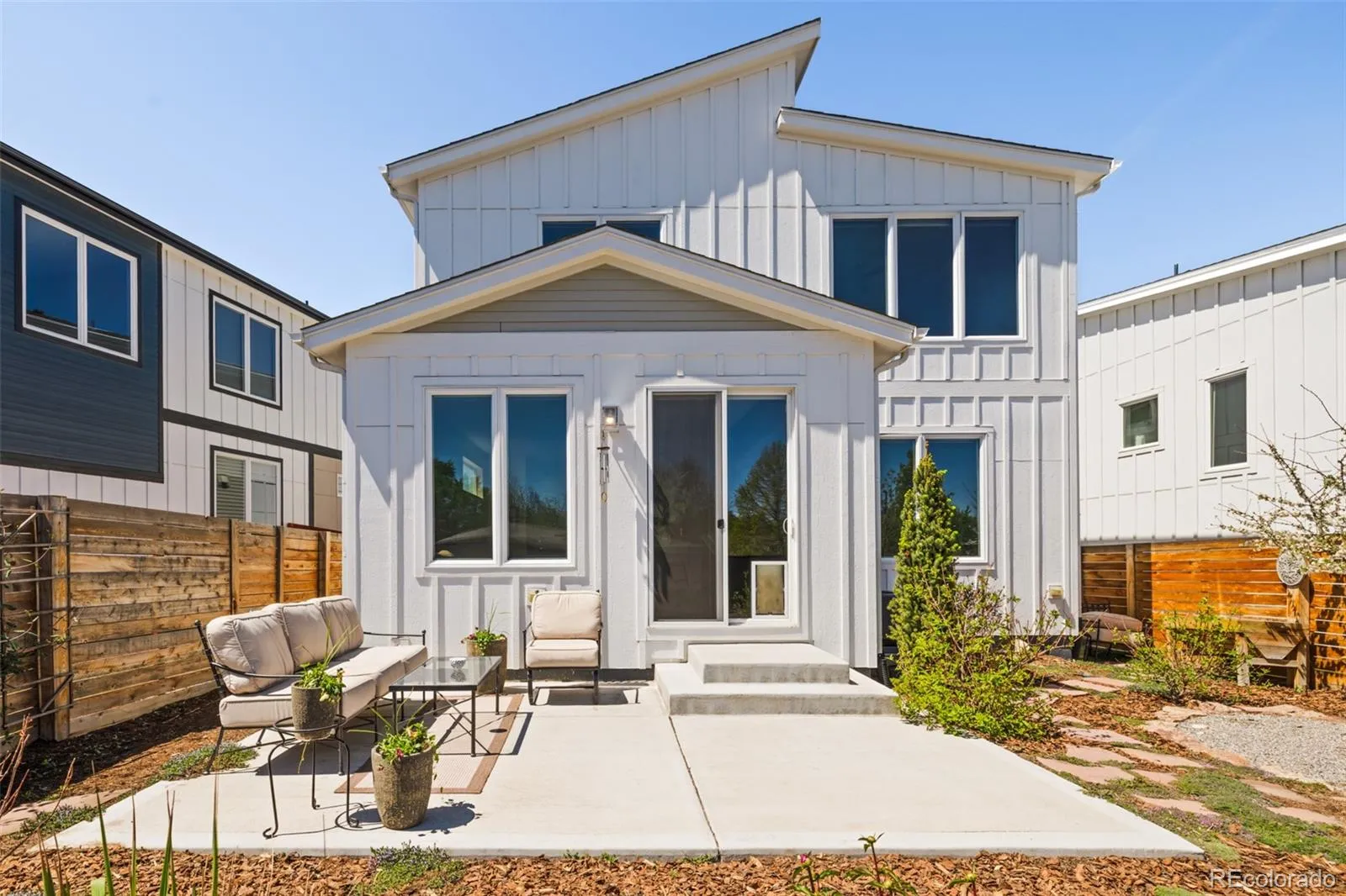 5620 Zuni Court Denver CO 80221 MLS #REC5520507 04242026221108 1600 21