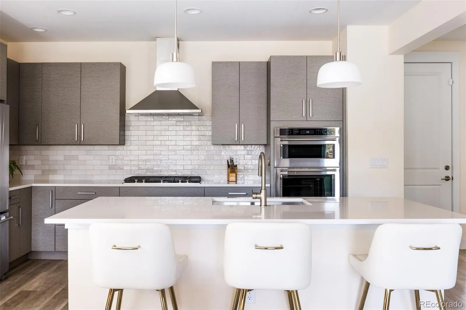 5620 Zuni Court Denver CO 80221 MLS #REC5520507 04242026221108 1600 4