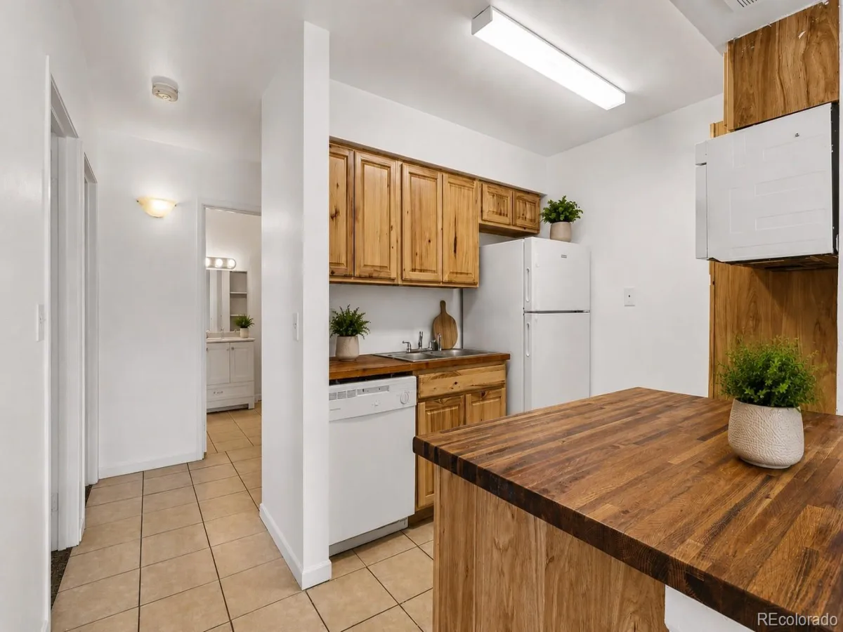 5995 W Hampden Avenue #22A Denver CO 80227 | MLS #REC5523039 07242026024436 1200 12