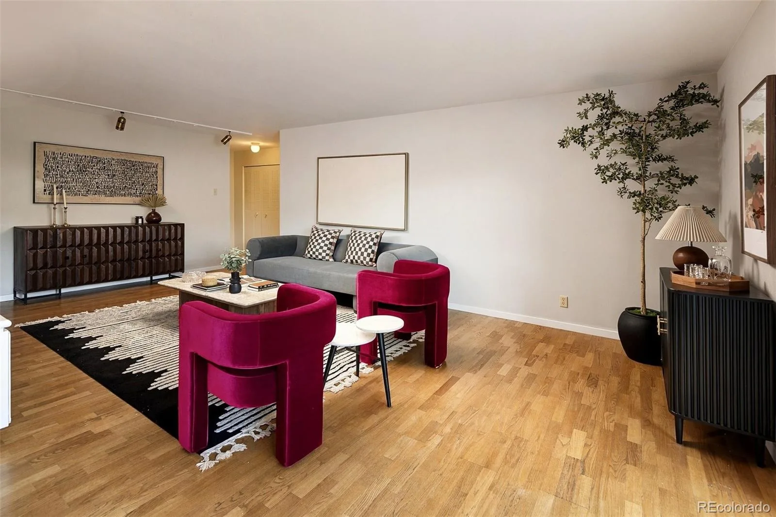 460 S Marion Parkway #653 Denver CO 80209 | MLS #REC5524212 09232026003309 1600 4