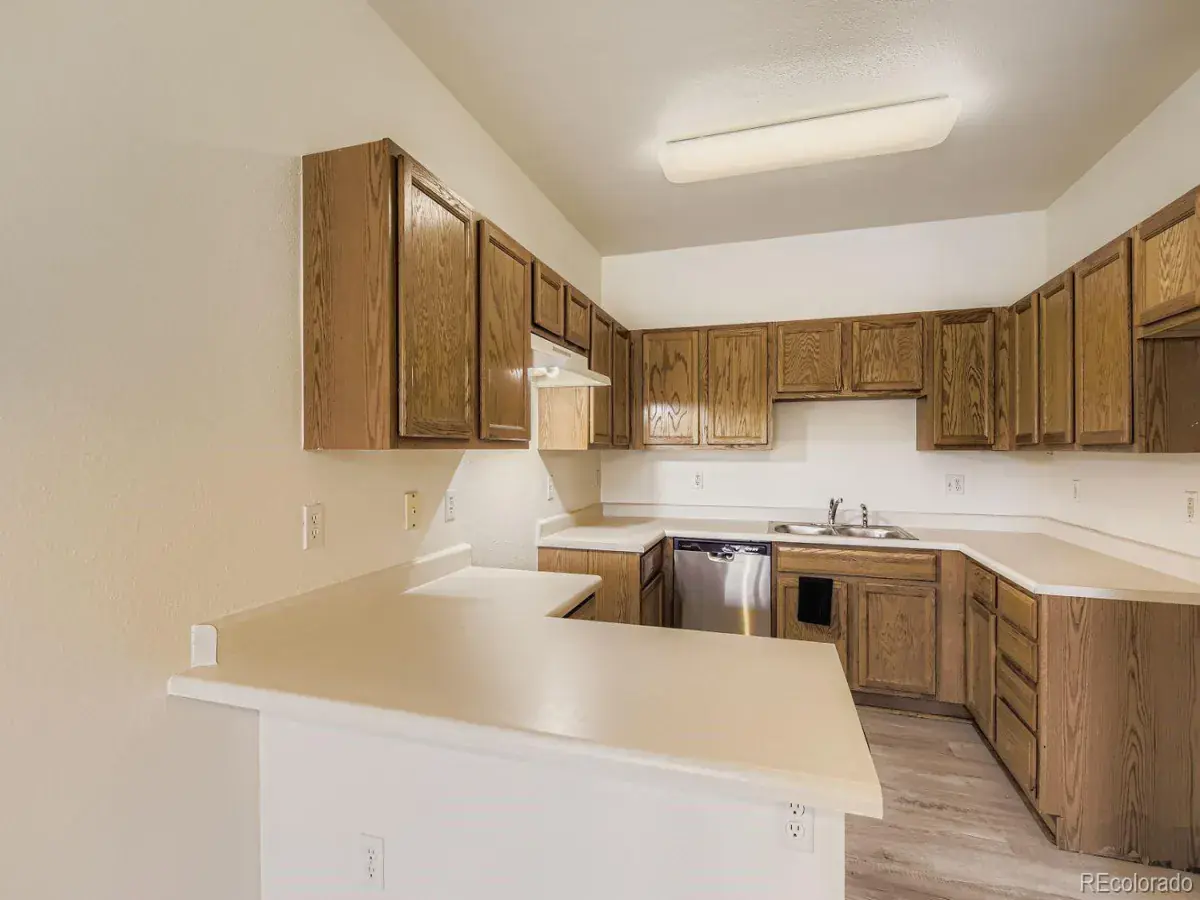 3261 S Waco Court #B Aurora CO 80013 MLS #REC5524452 01122026194336 1200 4