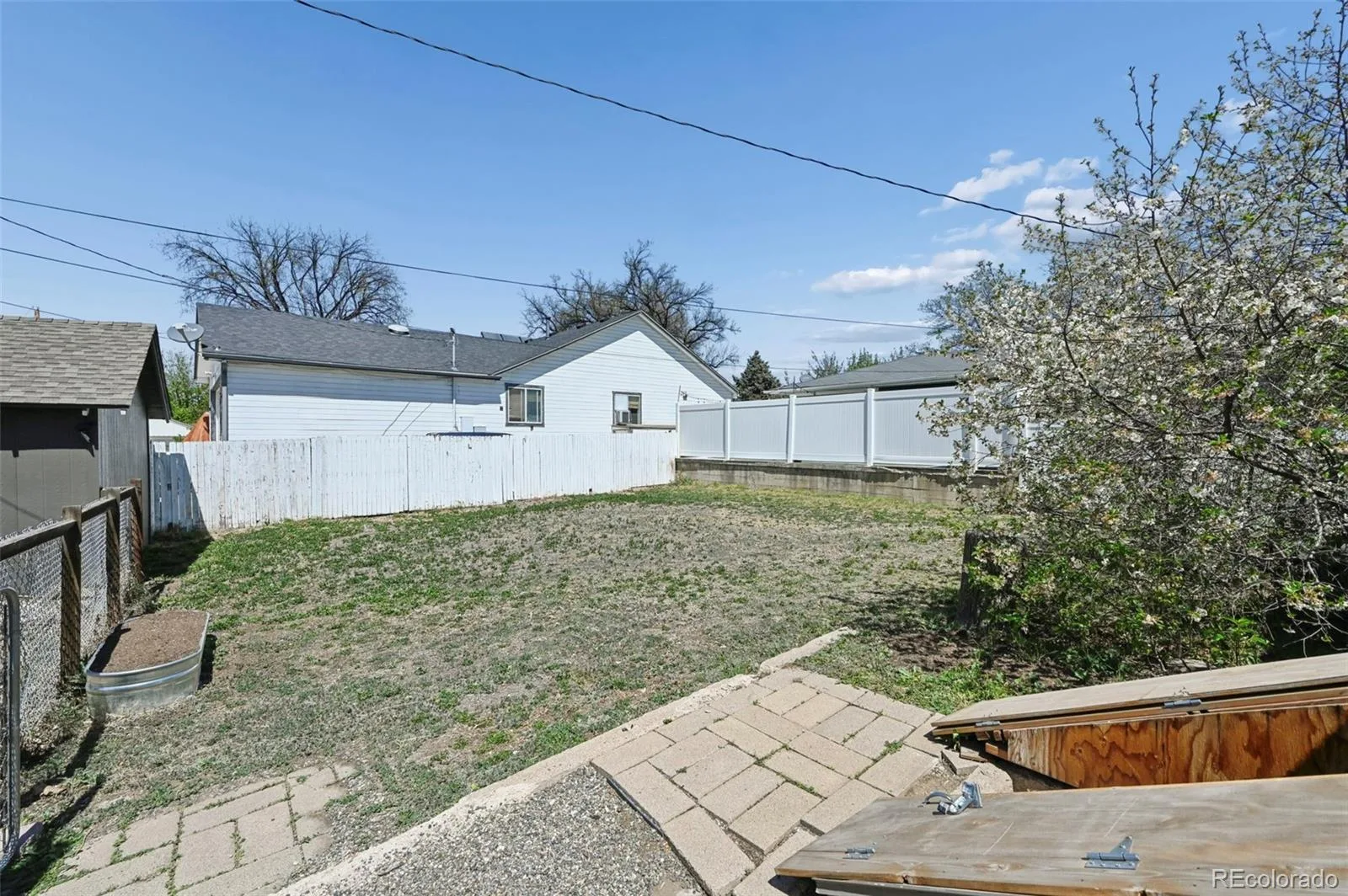 235 E Cornell Avenue Englewood CO 80113 MLS #REC5528029 05292026150241 1600 18