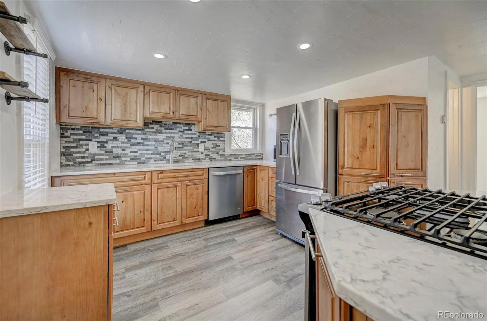 235 E Cornell Avenue Englewood CO 80113 MLS #REC5528029 05292026150241 1600 28
