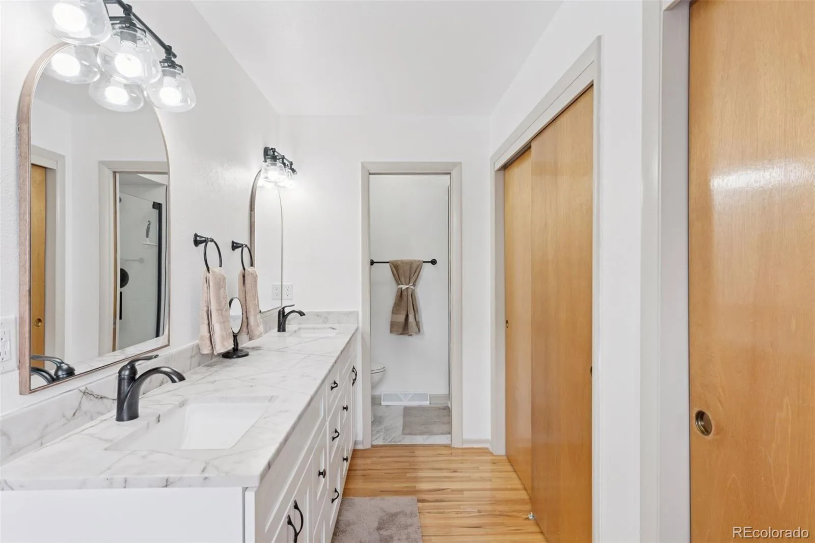 8484 E Radcliff Avenue Denver CO 80237 MLS #REC5530478 06182026185558 1600 13