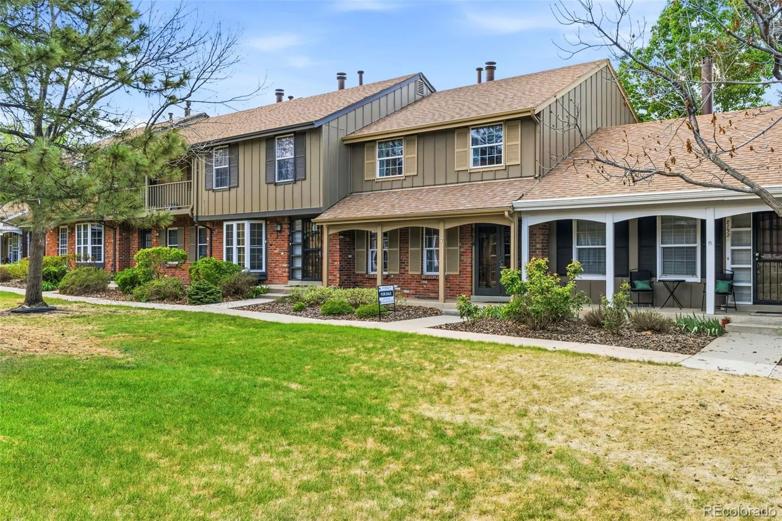 8752 E Amherst Drive #B Denver CO 80231 MLS #REC5530486 05122026160828 1600 0