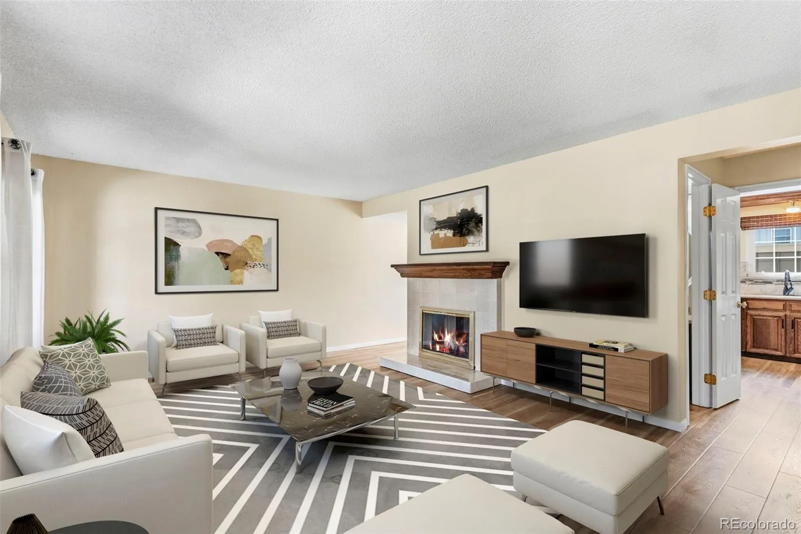 8752 E Amherst Drive #B Denver CO 80231 MLS #REC5530486 05122026160828 1600 5