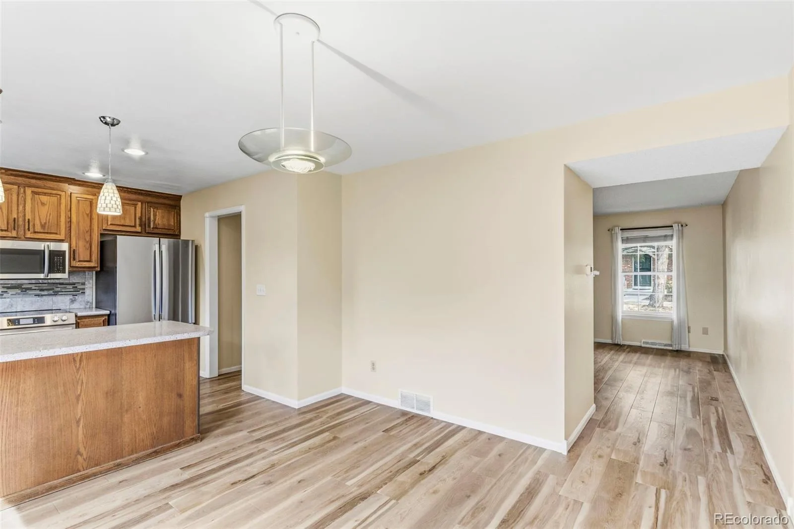 8752 E Amherst Drive #B Denver CO 80231 MLS #REC5530486 06102026184152 1600 15