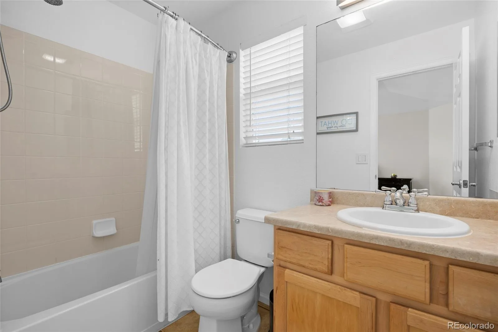4850 S Elk Court Aurora CO 80016 | MLS #REC5531521 07312026021516 1600 22