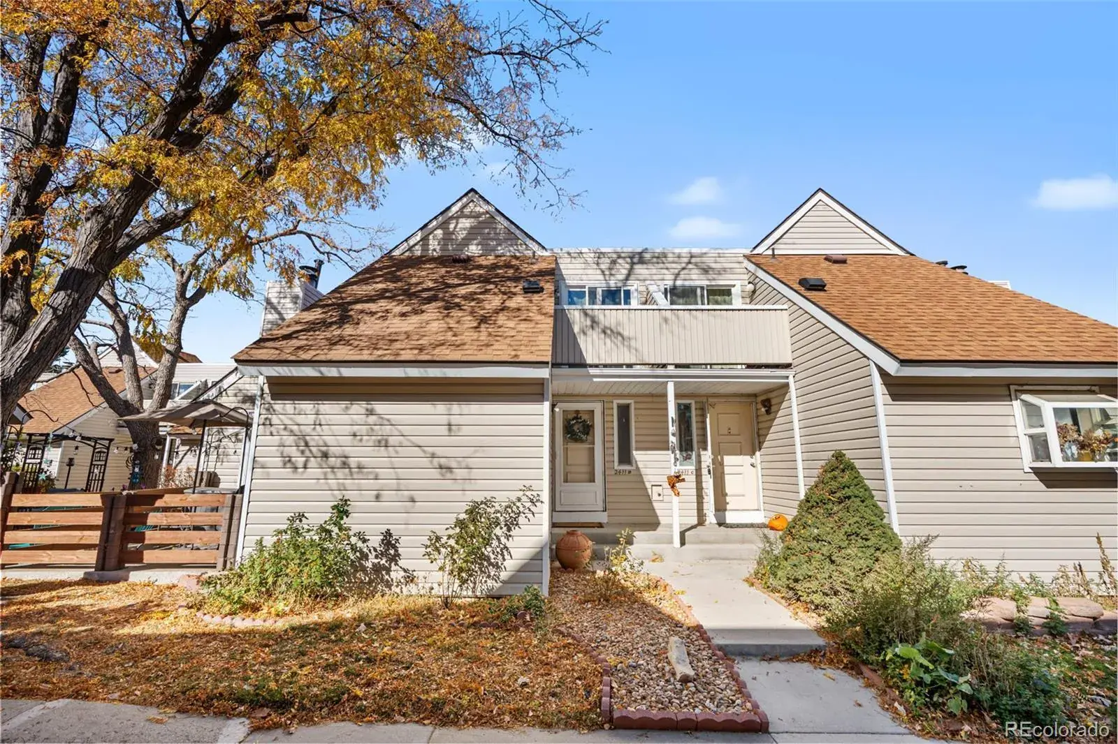 2411 S Xanadu Way #D Aurora CO 80014 MLS #REC5531684 01222026004836 1600 27