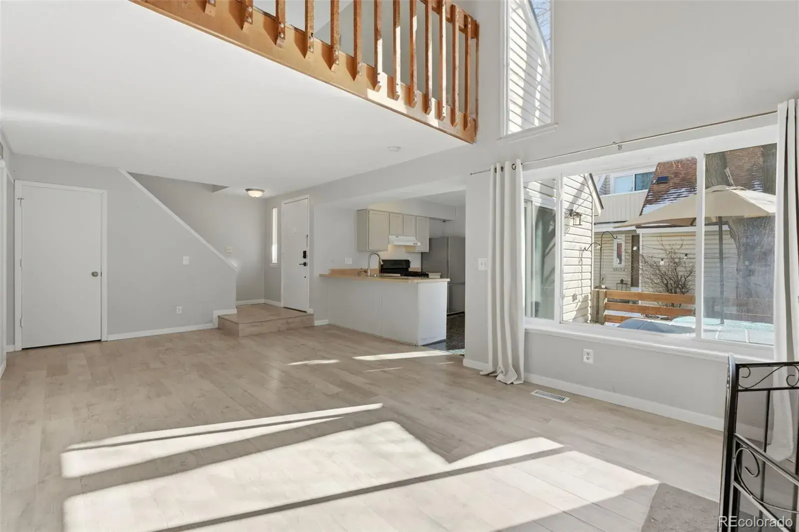 2411 S Xanadu Way #D Aurora CO 80014 MLS #REC5531684 01222026004836 1600 5
