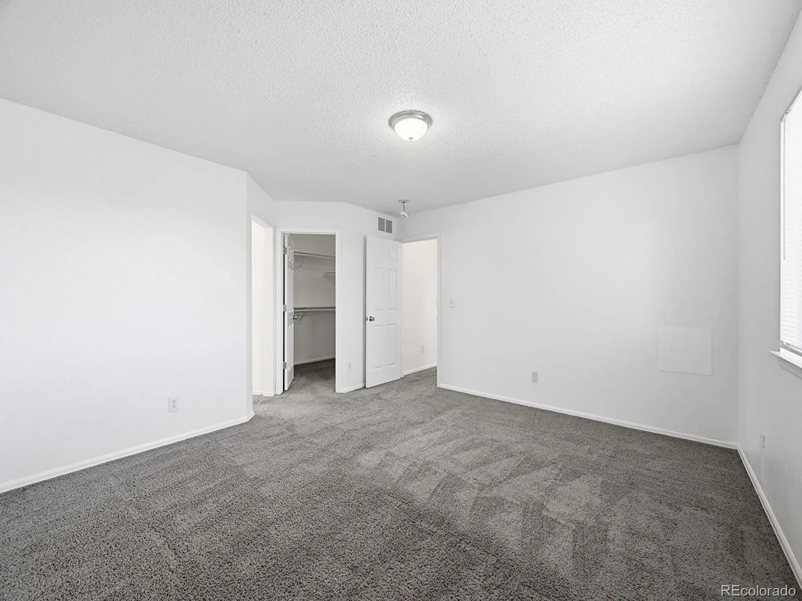 4064 S Himalaya Way Aurora CO 80013 | MLS #REC5533535 08132026231013 1600 15