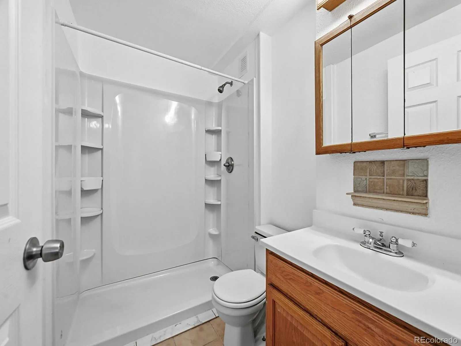 4064 S Himalaya Way Aurora CO 80013 | MLS #REC5533535 08132026231013 1600 25