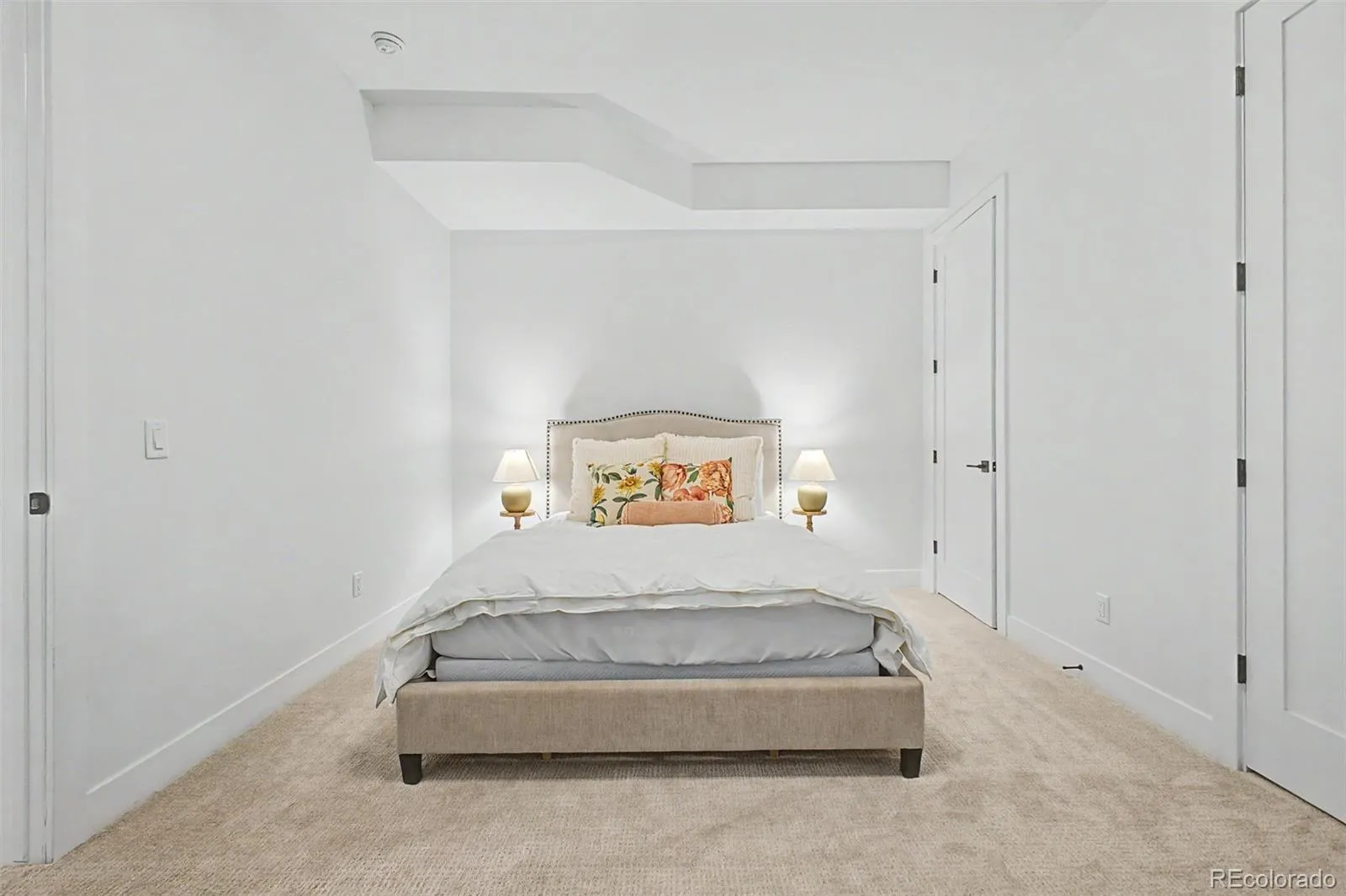 8 S Colorado Boulevard Denver CO 80246 MLS #REC5535119 05282026023219 1600 28