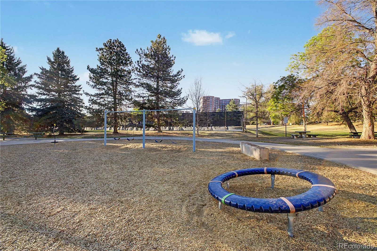 8 S Colorado Boulevard Denver CO 80246 MLS #REC5535119 05282026023219 1600 37