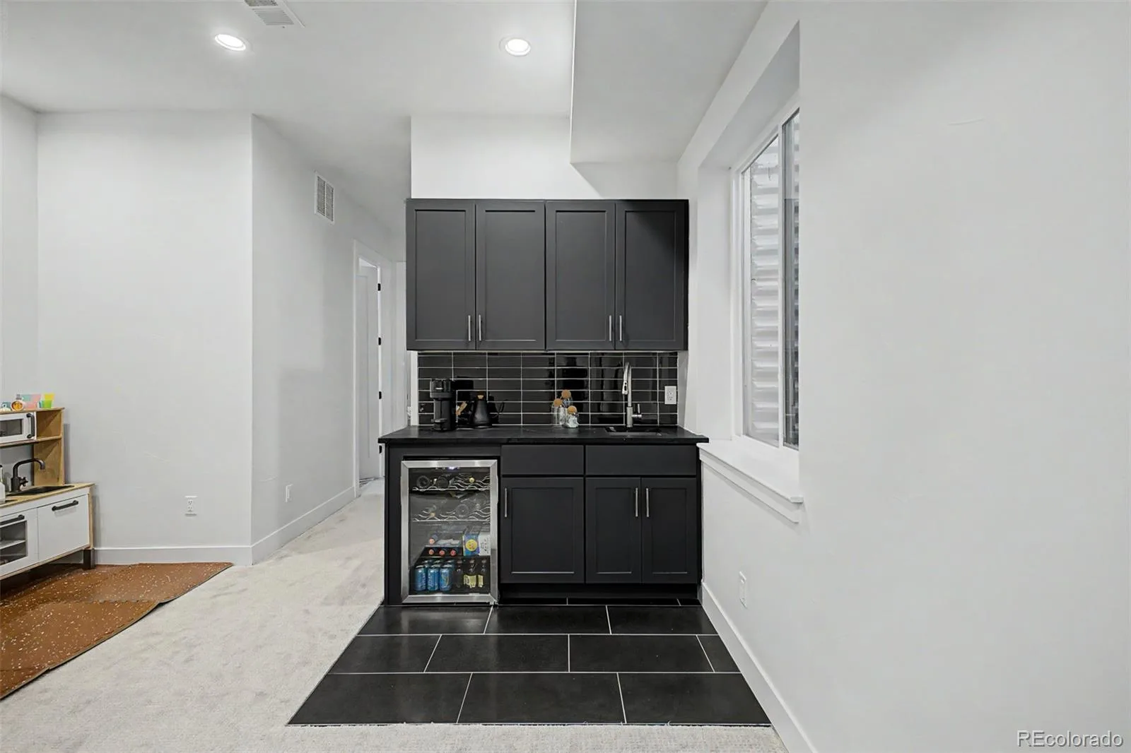 8 S Colorado Boulevard Denver CO 80246 MLS #REC5535119 06172026212529 1600 23