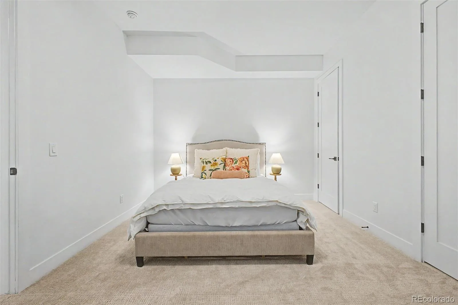 8 S Colorado Boulevard Denver CO 80246 MLS #REC5535119 06172026212529 1600 27