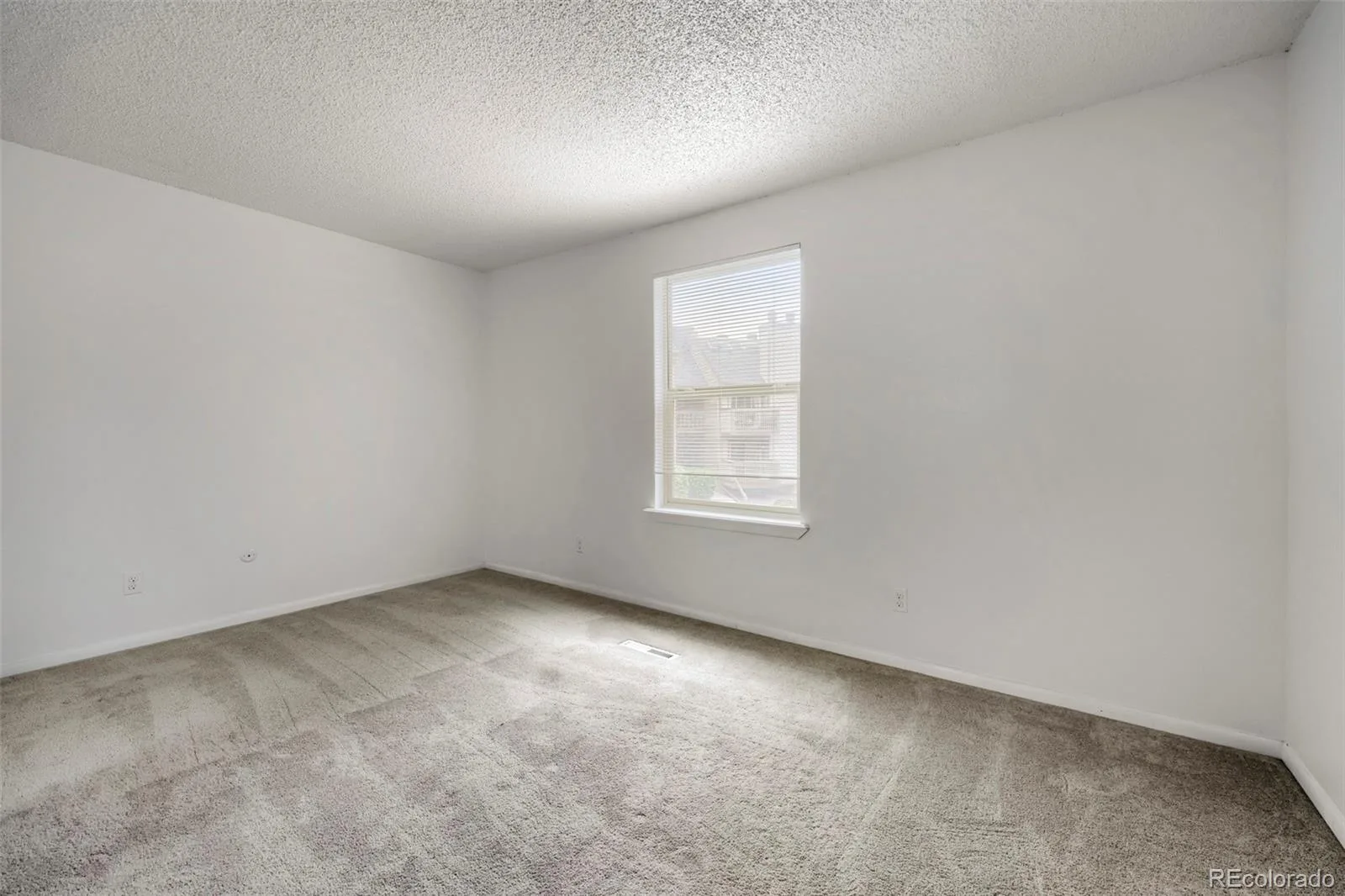 701 N Harlan Street #E27 Lakewood CO 80214 | MLS #REC5537084 08172026193923 1600 16