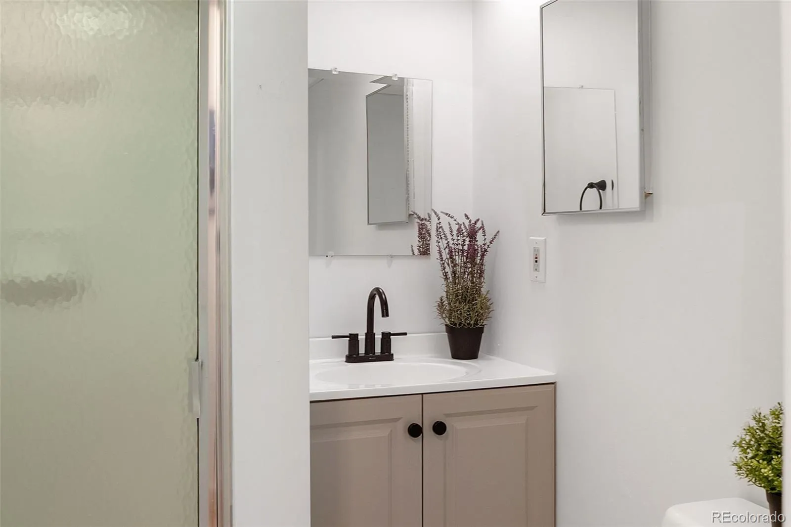 3686 S Depew Street #7 Denver CO 80235 MLS #REC5537220 04092026214326 1600 28
