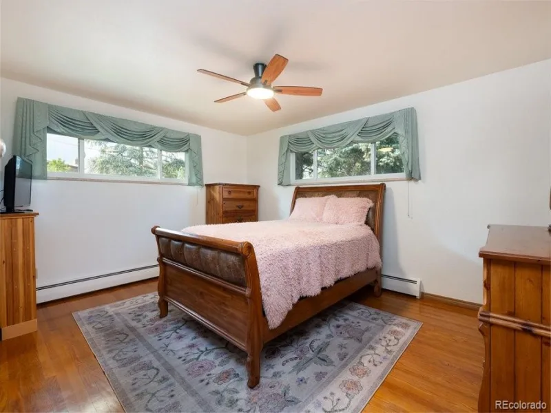 1045 S Cody Street Lakewood CO 80226 | MLS #REC5537855 09252026033659 800 3