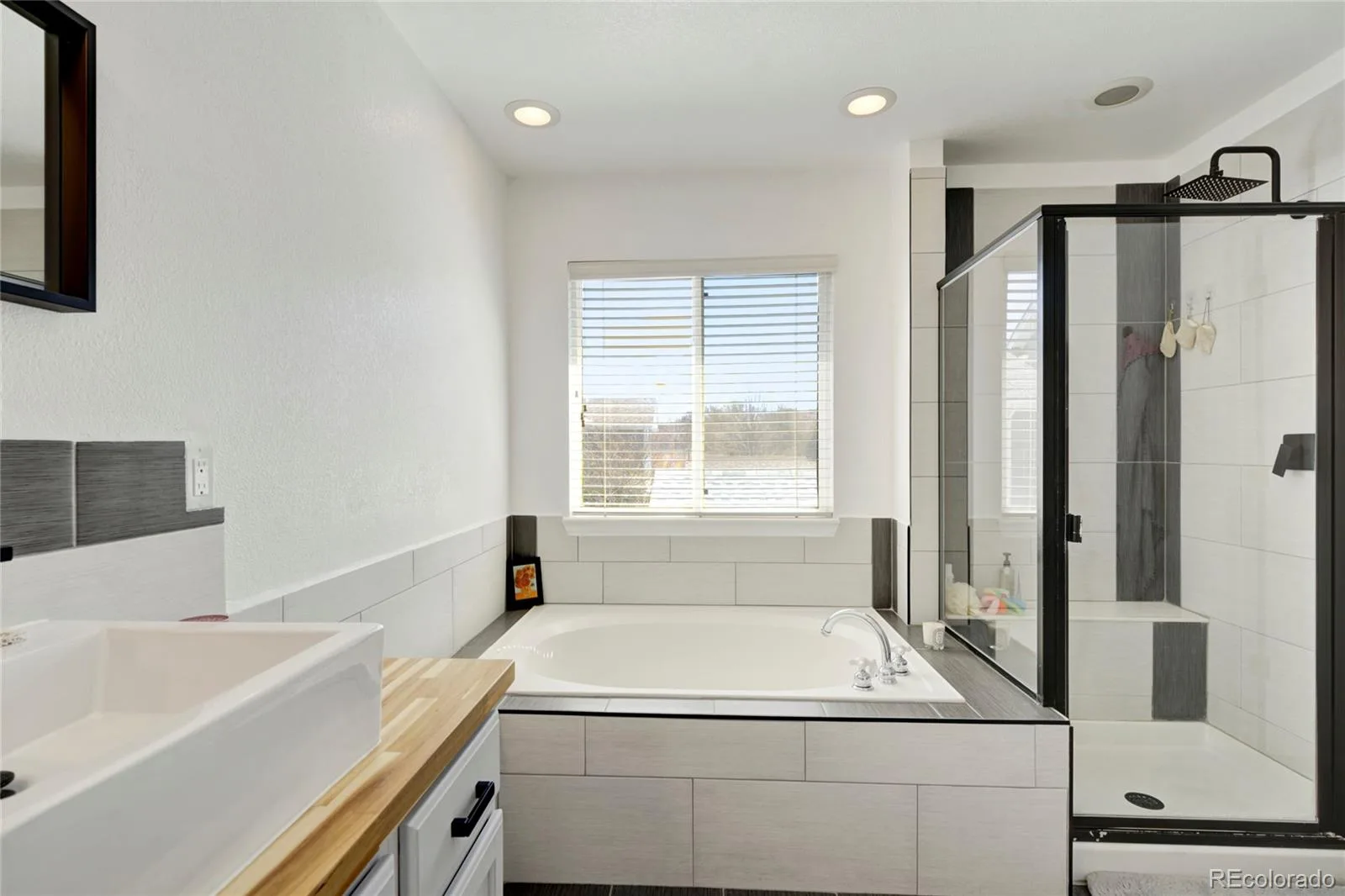 7918 E Vassar Drive Denver CO 80231 MLS #REC5538543 07012026222741 1600 20