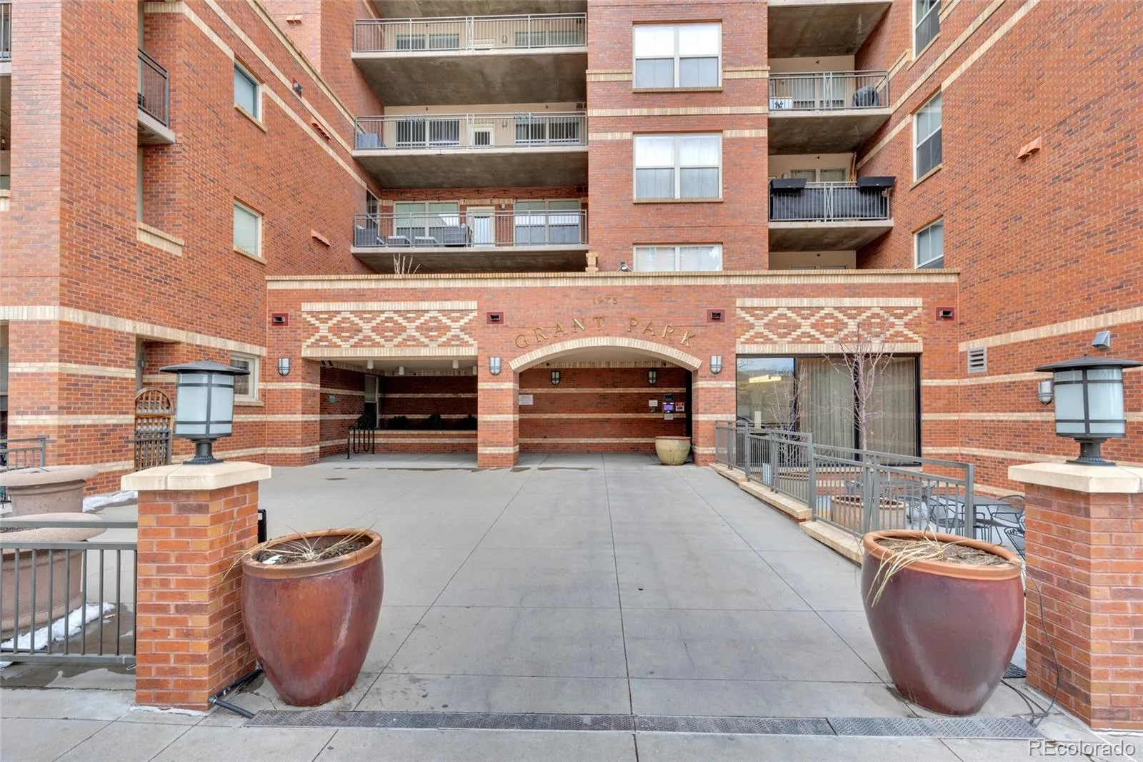 1975 N Grant Street #325 Denver CO 80203 | MLS #REC5540292 08202026164648 1600 27