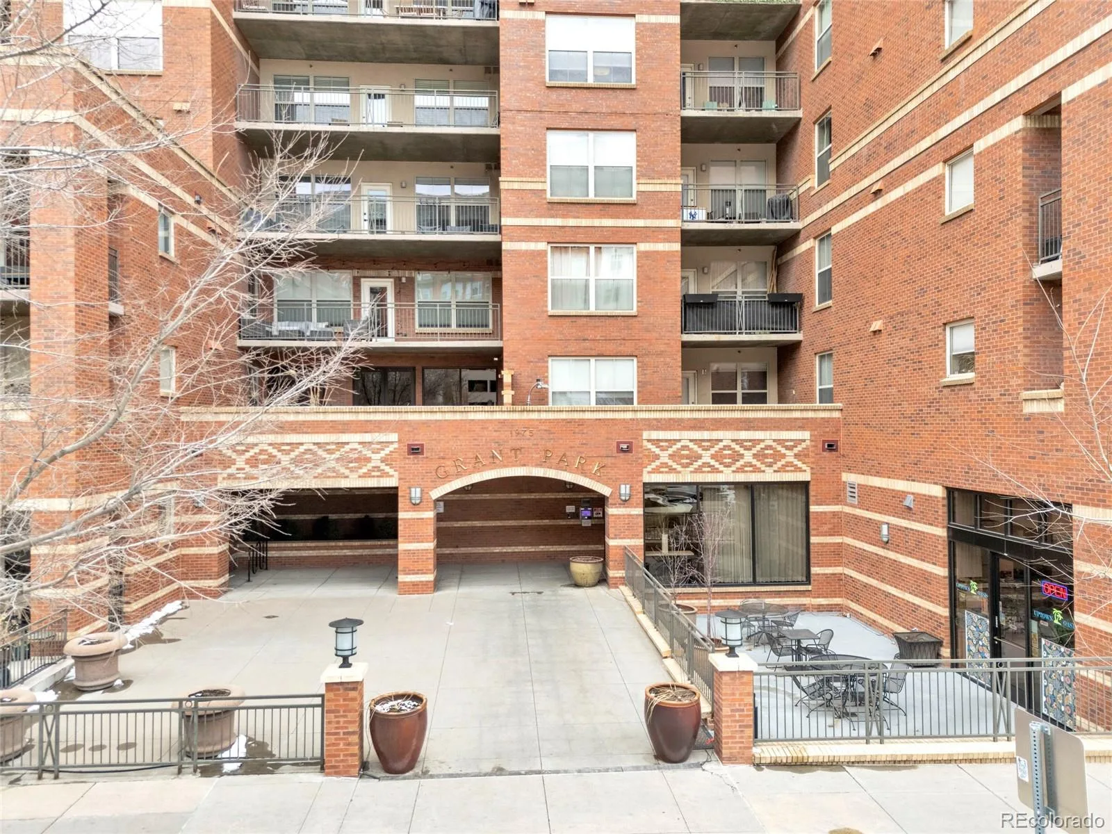 1975 N Grant Street #325 Denver CO 80203 | MLS #REC5540292 08202026164648 1600 31