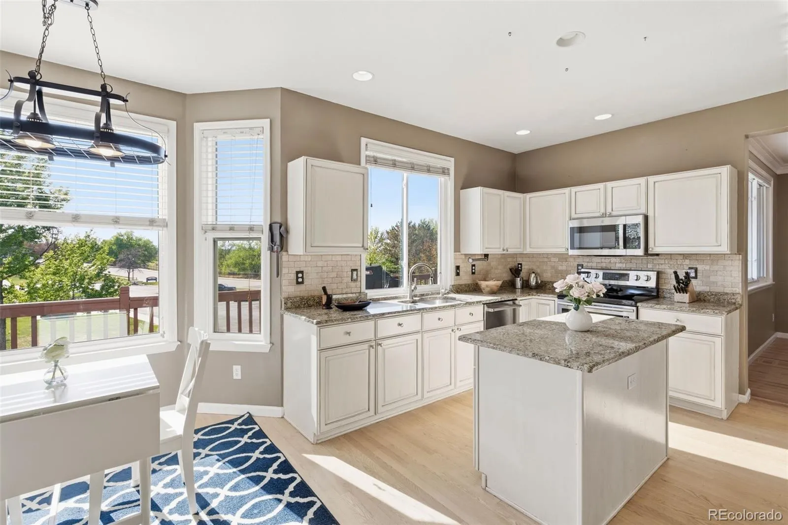 18816 E Saratoga Circle Aurora CO 80015 MLS #REC5541170 05142026005044 1600 15
