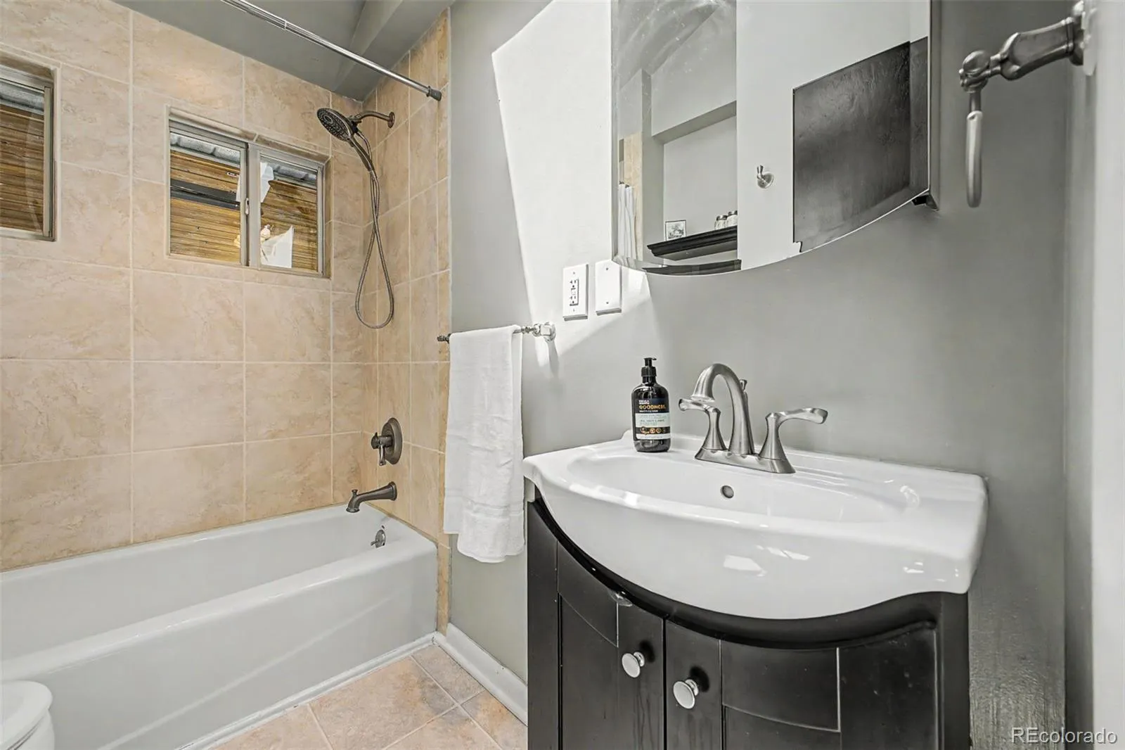 99 S Holland Street Lakewood CO 80226 MLS #REC5542700 05132026212528 1600 29