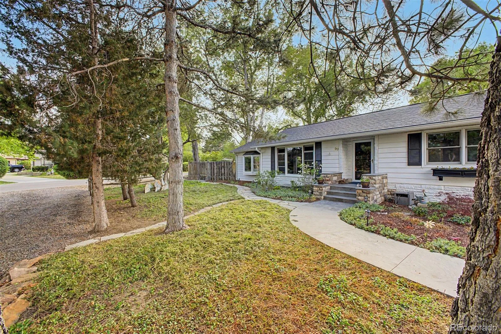 99 S Holland Street Lakewood CO 80226 MLS #REC5542700 05132026212528 1600 3