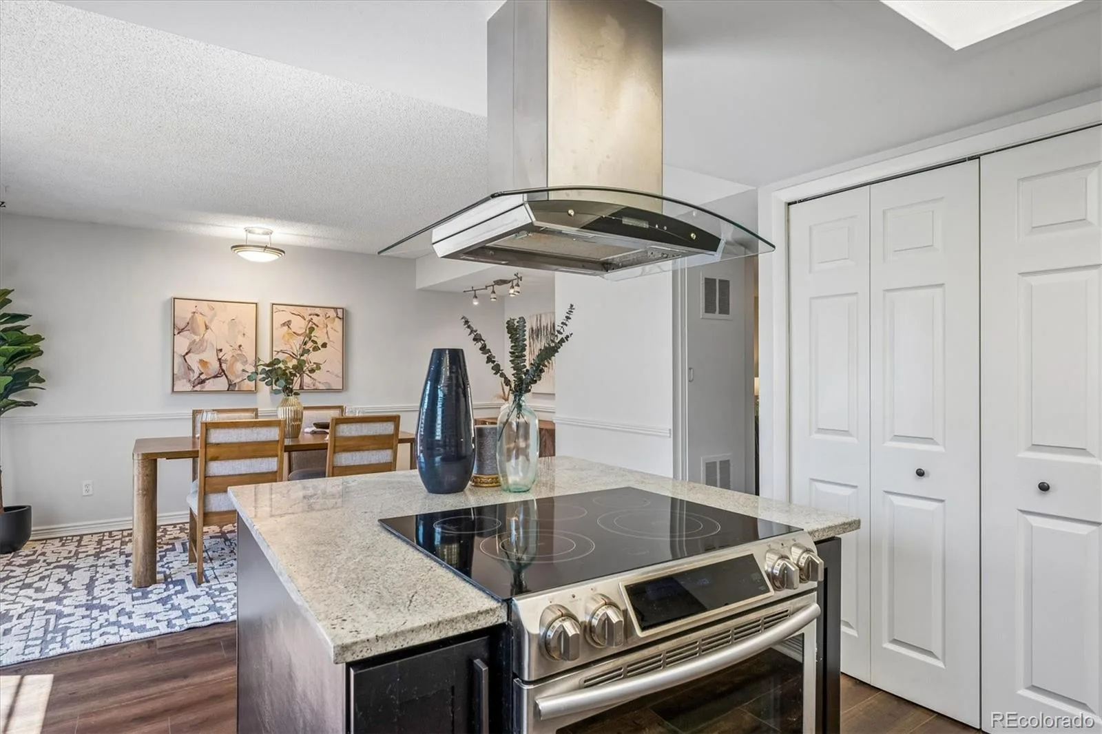 3952 S Yosemite Street Denver CO 80237 | MLS #REC5543154 07142026180847 1600 10