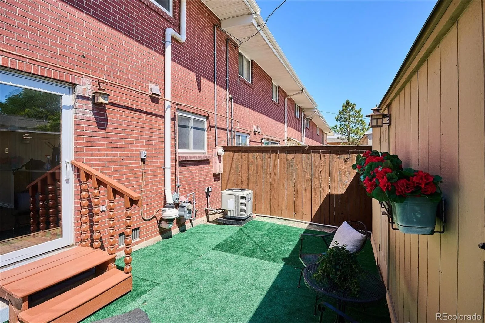 3952 S Yosemite Street Denver CO 80237 | MLS #REC5543154 07142026180847 1600 26