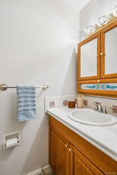 3952 S Yosemite Street Denver CO 80237 | MLS #REC5543154 07142026180847 800 13
