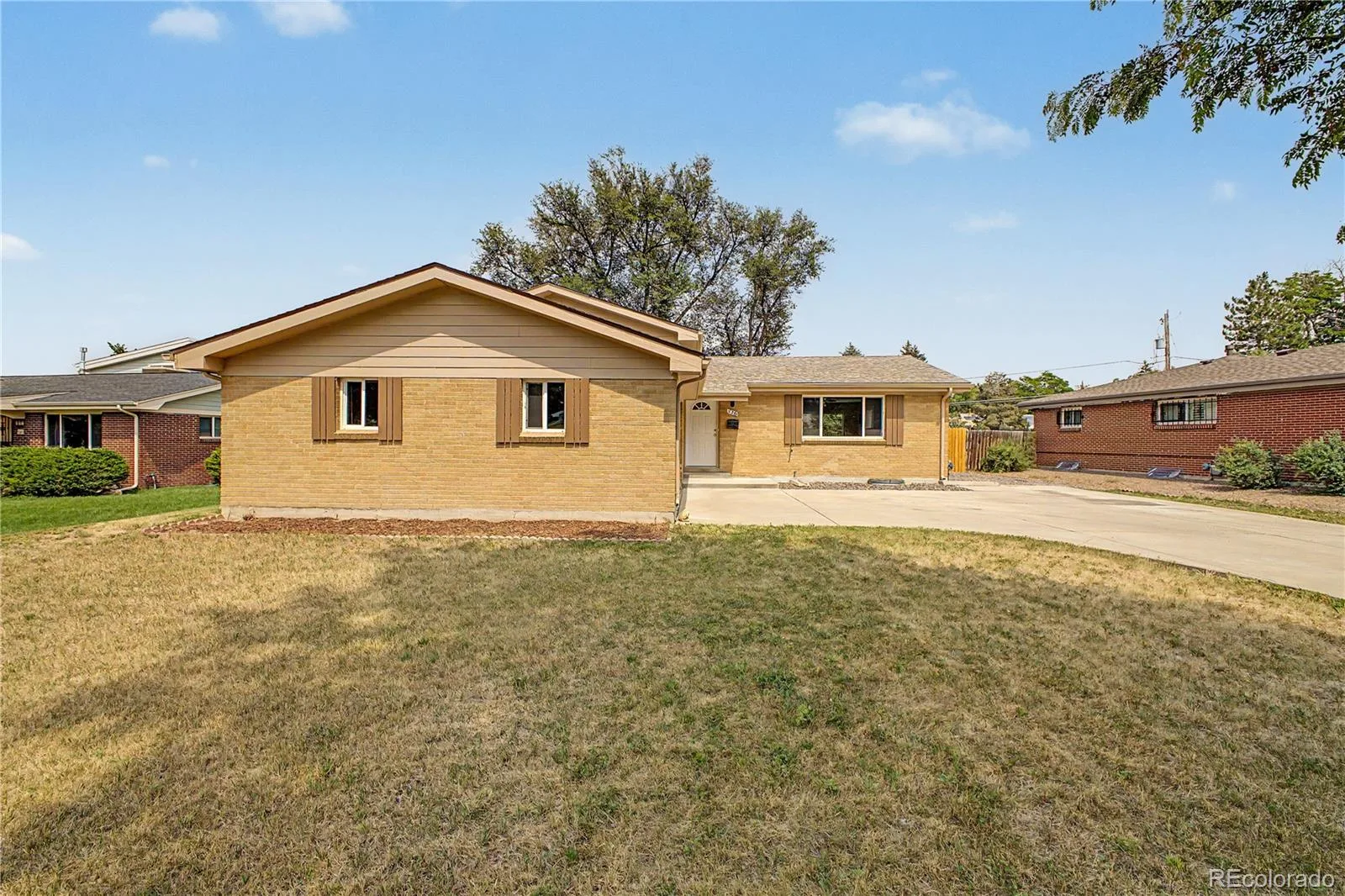 328 Troy Street Aurora CO 80011 MLS #REC5543375 06252026223751 1600 1
