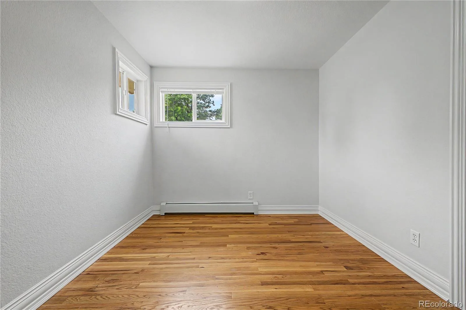 328 Troy Street Aurora CO 80011 MLS #REC5543375 06252026223751 1600 15